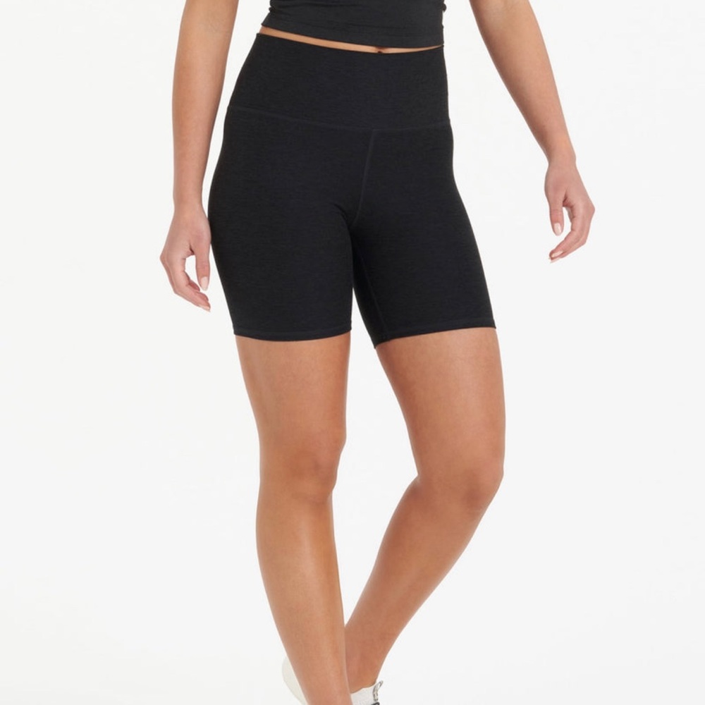 Clean Elevation Shorty (bike short)